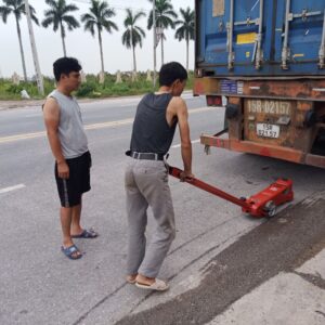 Kích Hơi Thủy Lực Bánh Xe 80 Tấn Tora TR-80T2T